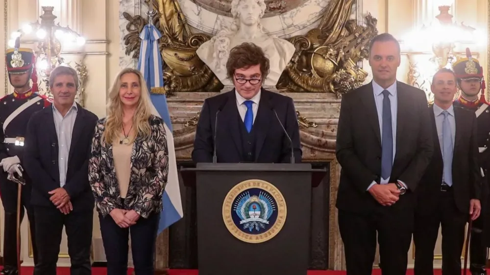 tv sponsor A (22)