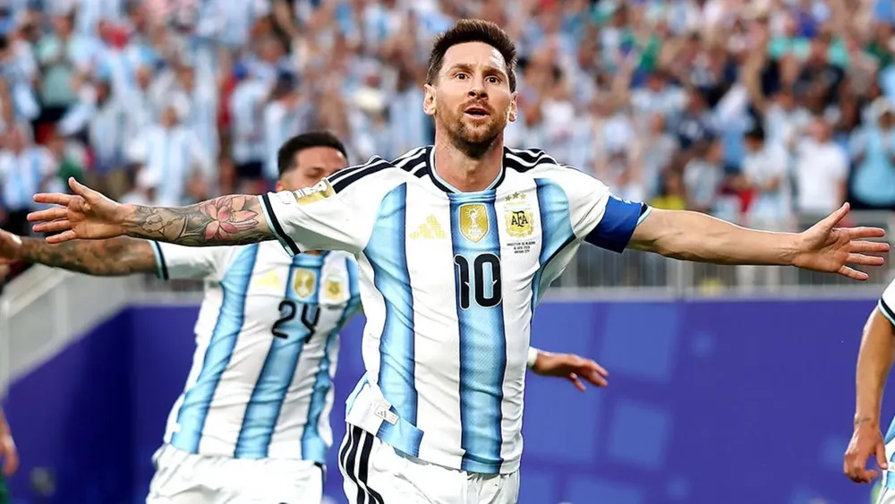 leo messi 2