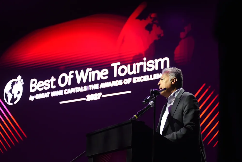 cornejo bets wine turismo